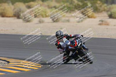 media/Oct-08-2022-SoCal Trackdays (Sat) [[1fc3beec89]]/Turn 10 (945am)/